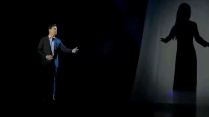 Mạnh Quỳnh thất thần nhìn Trizzie Phương Trinh hóa thân cố ca sĩ Phi Nhung trên sân khấu Ảnh 6