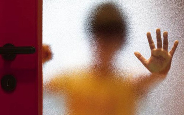 Thầy giáo trường cấp 3 bị tố gọi nam sinh đến nhà riêng rồi tấn công tình dục, nhà trường nói gì? Ảnh 2