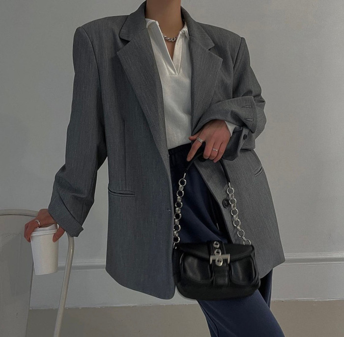 3 mẫu blazer trendy 'hú hồn bật ngửa' nàng nào cũng nên sắm Ảnh 6