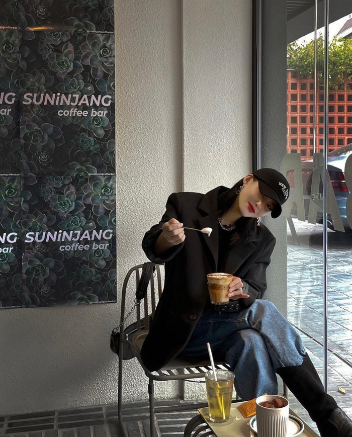 3 mẫu blazer trendy 'hú hồn bật ngửa' nàng nào cũng nên sắm Ảnh 5