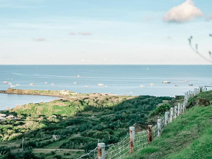 Không gian cứ gọi là xanh mướt mườn mượt.