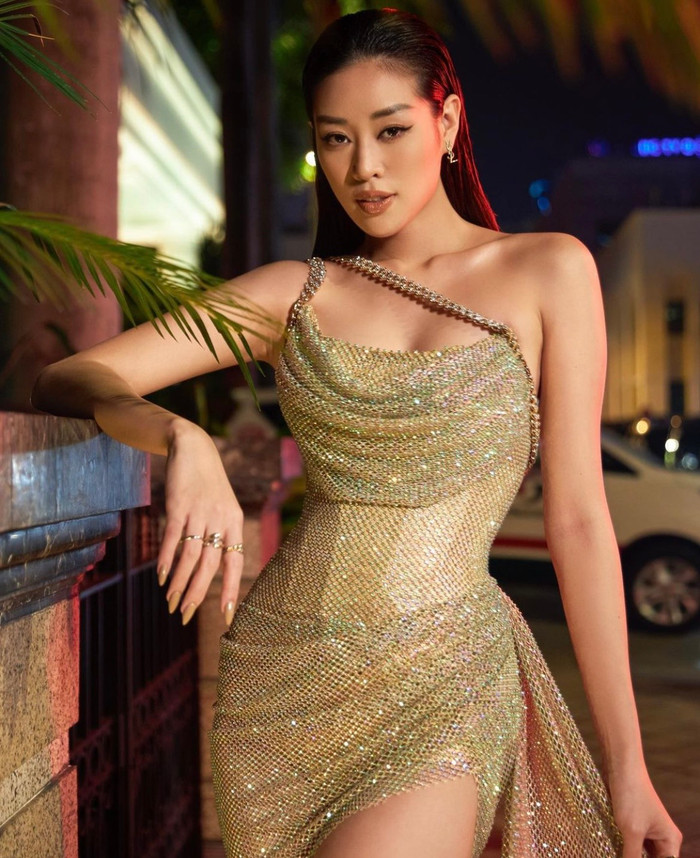 Cận cảnh nhan sắc gây u mê của Khánh Vân.