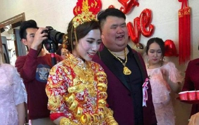 Chê chồng không xứng nhất quyết ly hôn, 1 năm sau vợ cũ 'sốc nặng' khi thấy mặt cô dâu mới của chồng Ảnh 2