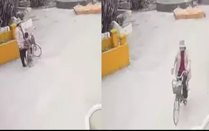 Vụ phát hiện bé gái 2 tuổi dưới cống: Xuất hiện người phụ nữ lạ mặt có hành động đáng ngờ Ảnh 2