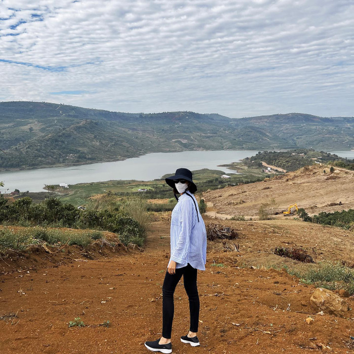 Tăng Thanh Hà lộ vóc dáng gầy đến báo động sau sinh con Ảnh 4