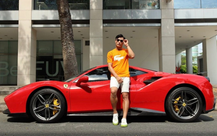 Thủ môn Bùi Tiến Dũng không chỉ giỏi bắt bóng mà còn luôn lịch lãm như siêu mẫu nam Ảnh 2