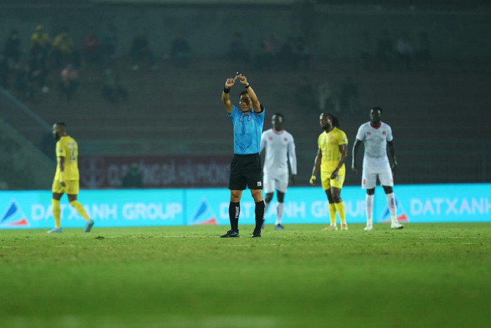 VPF đã gửi văn bản 'tuýt còi' CLB Hải Phòng.