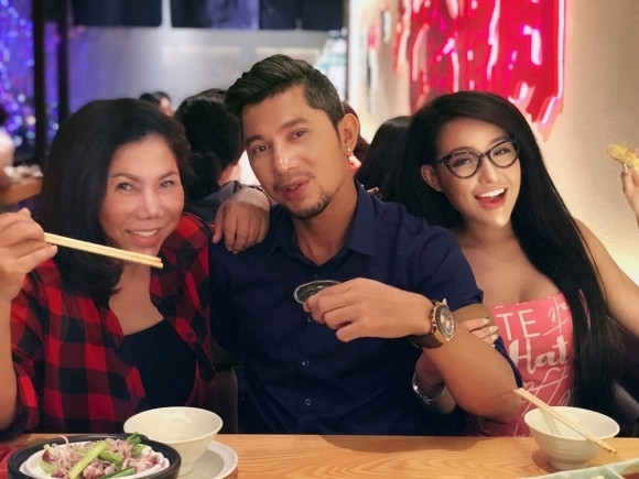 Mẹ Lương Bằng Quang khen Ngân 98 ngoan ngoãn, hiền lành? Ảnh 4