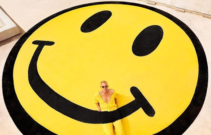 Góc gây lú cực mạnh: Bộ quần áo khiến người mặc 'mất hút' vào khung cảnh xung quanh Ảnh 17