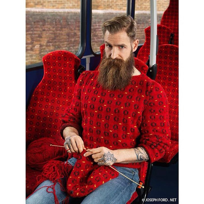 Góc gây lú cực mạnh: Bộ quần áo khiến người mặc 'mất hút' vào khung cảnh xung quanh Ảnh 4