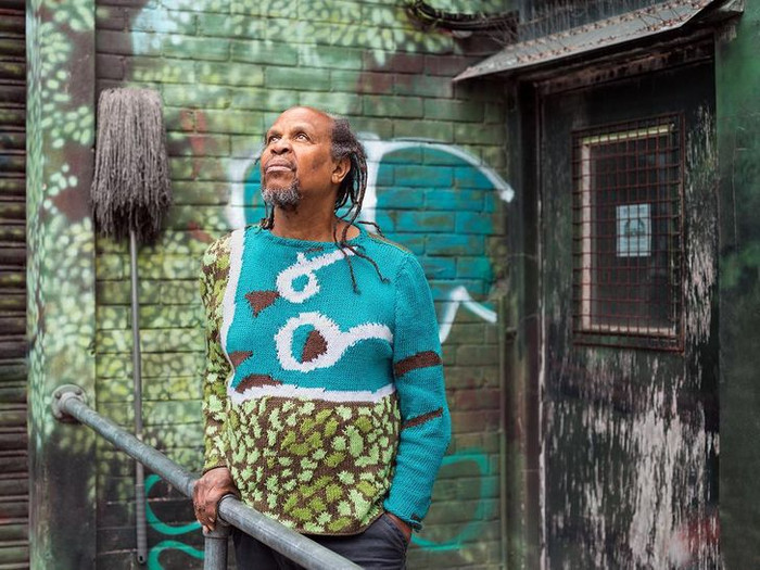 Góc gây lú cực mạnh: Bộ quần áo khiến người mặc 'mất hút' vào khung cảnh xung quanh Ảnh 15