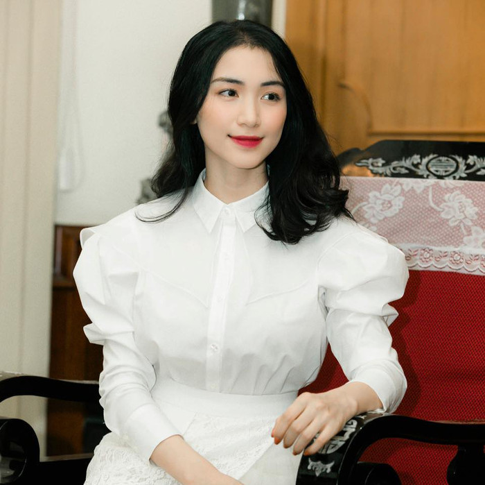 Nhiều lời chia buồn từ khán giả và bạn bè, đồng nghiệp thân thiết đã được gửi tới Hòa Minzy