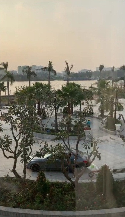 View hướng sông của biệt thự Lan Khuê sống cùng chồng.