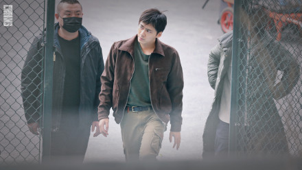 Loạt hình ảnh hậu trường phim ấn tượng của Lý Dịch Phong.