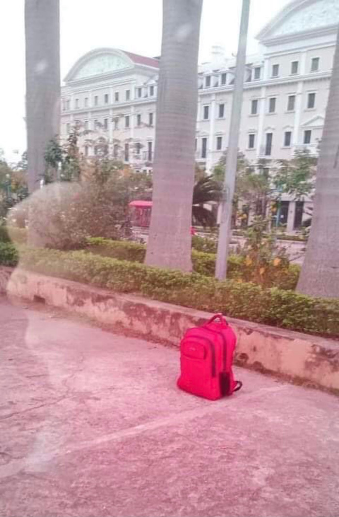 Chiếc ba lô rỗng Minh mang theo để cướp ngân hàng.