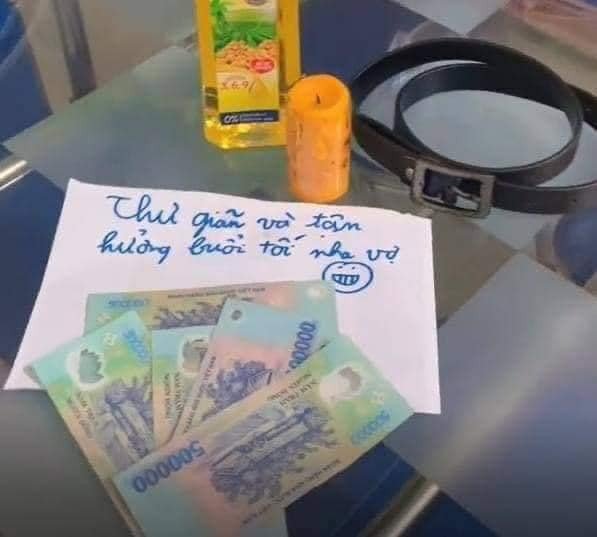 'Cú chốt' cuối cùng cực hoàn hảo khiến hội chị em chỉ xem thôi cũng thích thú giùm 'nữ chính'. (Nguồn ảnh: Nhật ký)