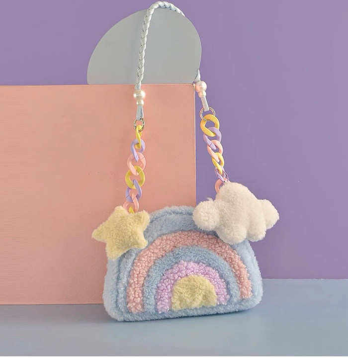 Mẫu túi dành riêng cho cô nàng yêu sắc màu và sự dễ thương.