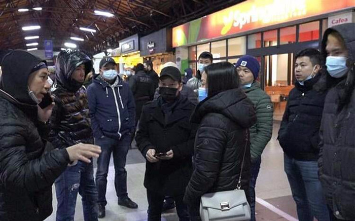 Người Việt được sơ tán khỏi Ukraine không cần test Covid-19 trước khi lên máy bay Ảnh 2