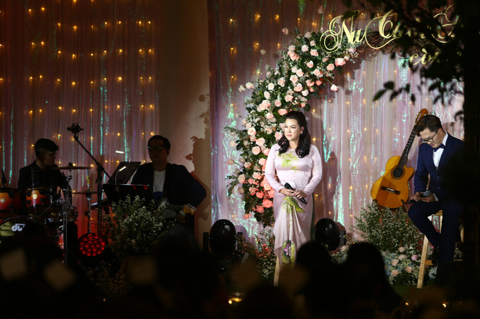 Việt Hương tiết lộ làm một việc liên quan đến Phi Nhung trong ngày vui của vợ cố NS Chí Tài Ảnh 3