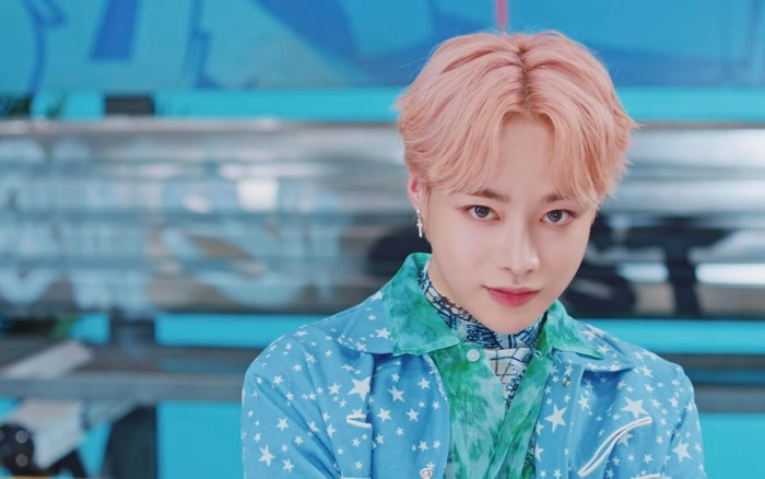 Phốt vô lễ với tiền bối còn chưa nguội: Hanbin Ngô Ngọc Hưng tiếp tục bị tố chảnh chọe, ngó lơ fan Việt Ảnh 2