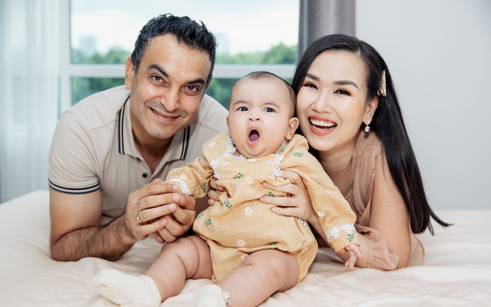 Võ Hạ Trâm khoe tốc độ mọc răng nhanh như tên lửa của con gái: 8 tháng tuổi răng đều như dãy nhà trọ Ảnh 2