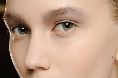 4 dáng lông mày làm xấu cả mặt lẫn vận mệnh, cứ mãi xui xẻo khó làm nên đại sự Ảnh 3