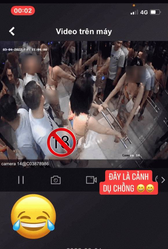 Một Á hậu Vbiz đăng clip nhạy cảm với chồng trong thang máy, dân tình 'đỏ mặt' khi xem Ảnh 3