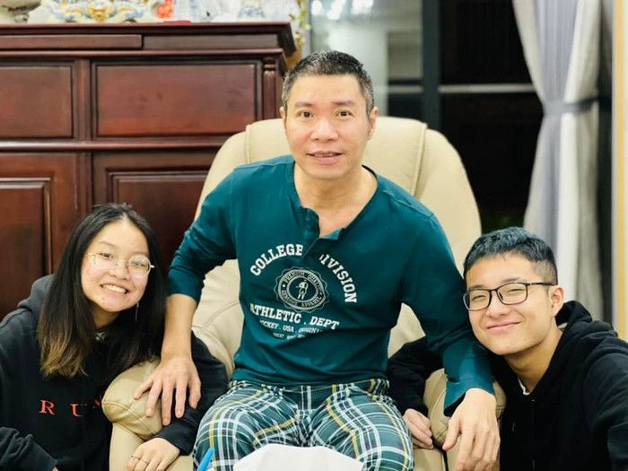 Thảo Vân từng nói việc Tít gặp bố là chuyện tình cảm nên cứ để mọi chuyện diễn ra đúng như tình cảm. 