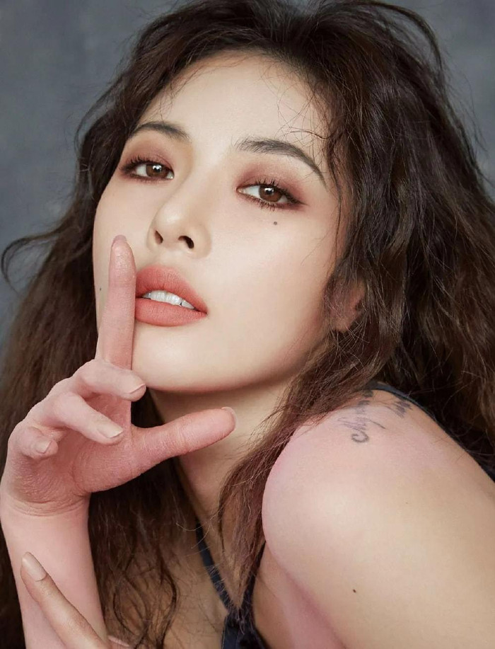 5 tiêu chuẩn sắc đẹp đầy tính áp đặt mà phụ nữ hiện đại không nên bận tâm Ảnh 11