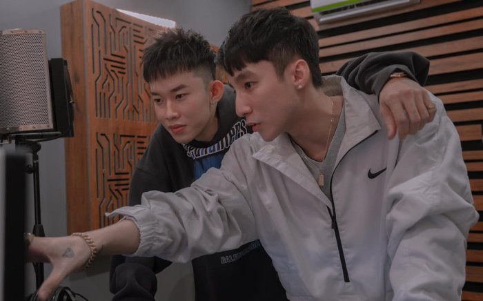 Trước khi về cùng công ty, Kay Trần từng 'cà khịa' Sơn Tùng đạo nhạc 8 năm trước? Ảnh 2