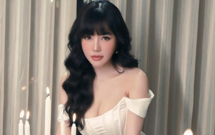 Xuất hiện với vòng eo to bất thường, Elly Trần vướng nghi vấn mang bầu Ảnh 2