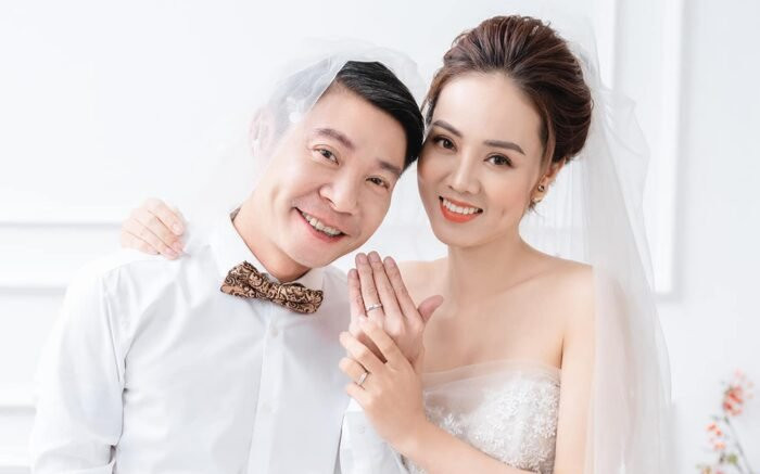 Vợ NSND Công Lý lên tiếng trước tin đồn 'rạn nứt' Ảnh 2