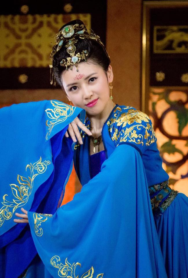 Triệu Lệ Dĩnh bị 'hất cẳng' khỏi Sở Kiều Truyện 2, 'tình cũ' vô danh của Dương Dương được chọn thay thế Ảnh 6