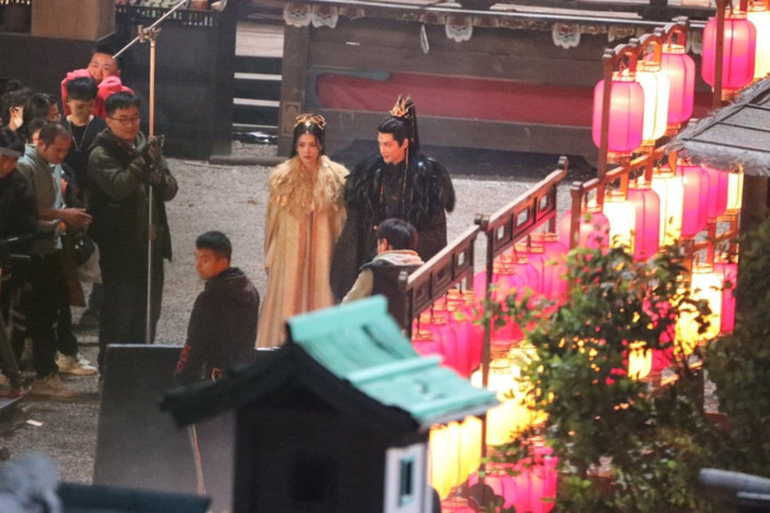 La Vân Hi khổ sở bồng bế Bạch Lộc ở hậu trường 'Trường Nguyệt Tẫn Minh', nhưng mặt trông 'khó chịu'? Ảnh 8