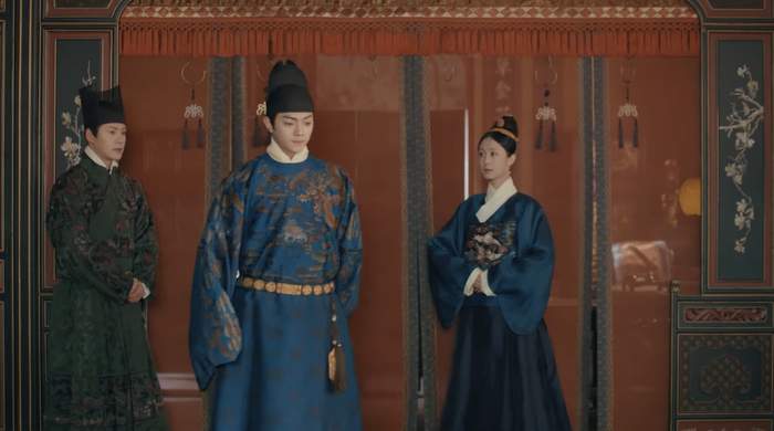 Và rồi anh đã quyết định rời đi.