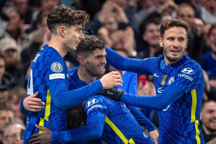 Chelsea bị cấm chuyển nhượng. 