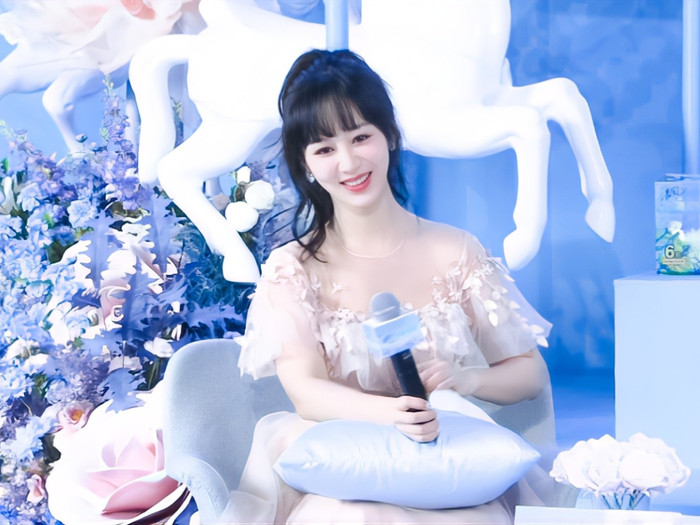 Dương Tử bị tố bắt chước tạo hình của Viên Băng Nghiên mặc dù gây bão với vẻ đẹp tiên tử? Ảnh 13