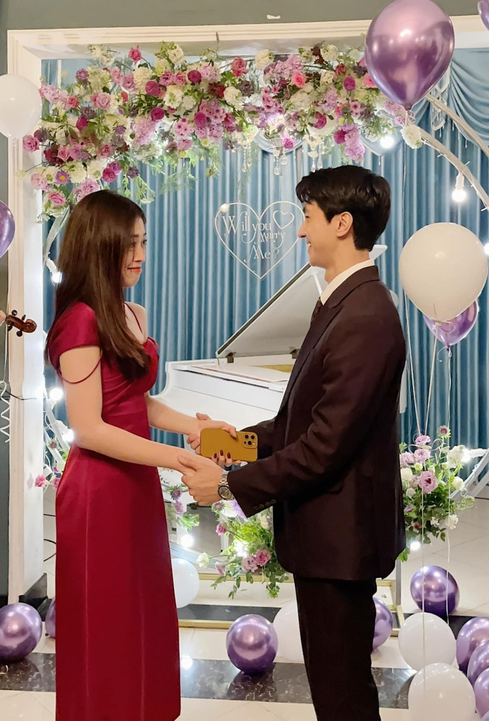 Người hâm mộ chúc cô nhanh chóng khỏi bệnh để còn chuẩn bị đám cưới trong 'tương lai gần' đang được mong chờ.