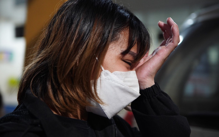 Bà nội bé gái 3 tuổi: Gia đình kẻ đóng đinh vào đầu cháu không đến bồi thường hay hỗ trợ gì Ảnh 2