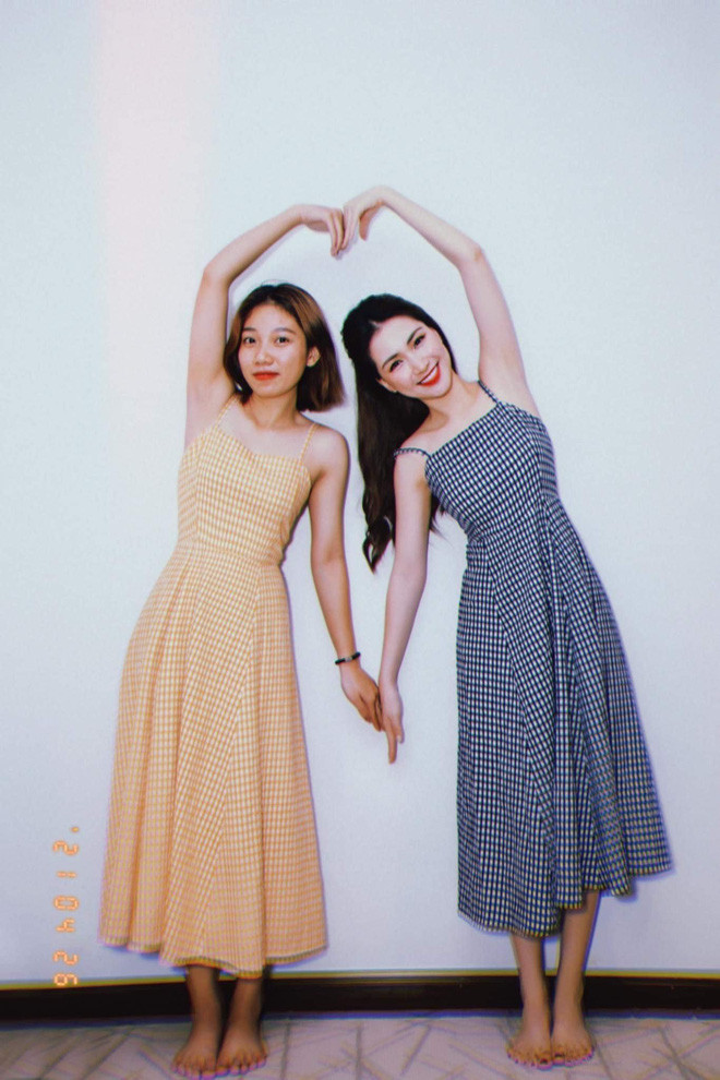 Tuyền Rose xuất phát là fan, luôn theo dõi Hòa Minzy.  