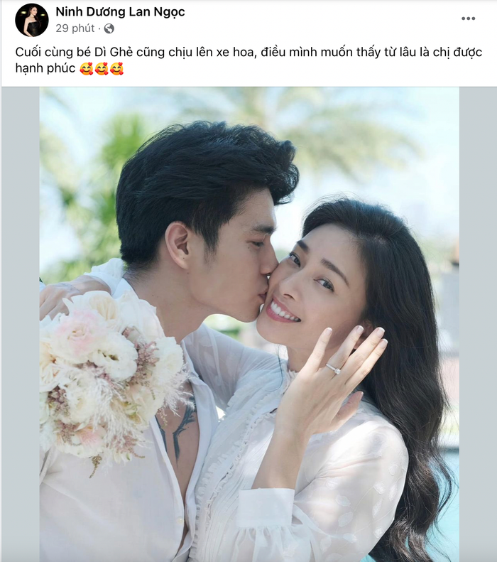 Lan Ngọc hạnh phúc chia sẻ cùng đàn chị