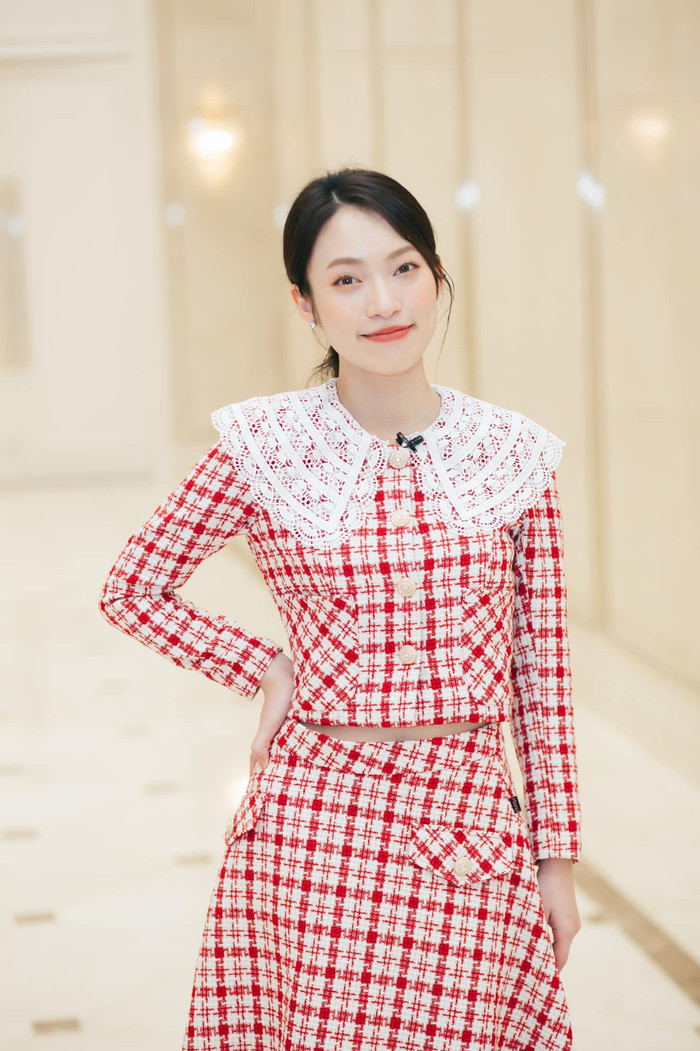 Gu thời trang ngày càng thăng hạng của MC Olympia: Toàn items thanh lịch, siêu hút mắt mà không hề 'dừ' Ảnh 18