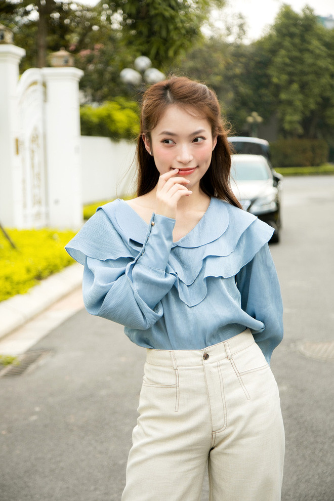 Gu thời trang ngày càng thăng hạng của MC Olympia: Toàn items thanh lịch, siêu hút mắt mà không hề 'dừ' Ảnh 12