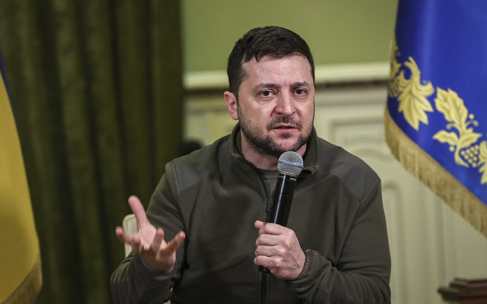 Tổng thống Ukraine kêu gọi binh sĩ Nga buông vũ khí đầu hàng Ảnh 2