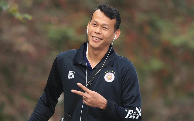 Bị ông Park loại khỏi tuyển Việt Nam, thủ môn Tấn Trường than thở cày game cực khổ Ảnh 2