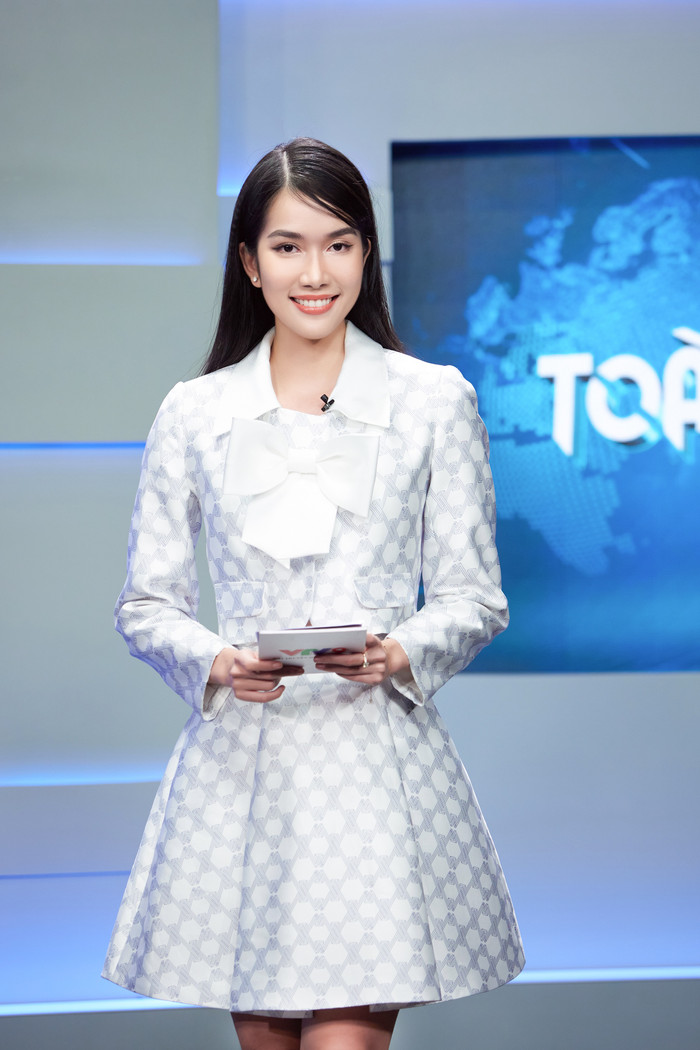 Á hậu Phương Anh đảm nhận vai trò MC - BTV: Nàng hậu học giỏi ghi điểm với lối dẫn ấn tượng Ảnh 5