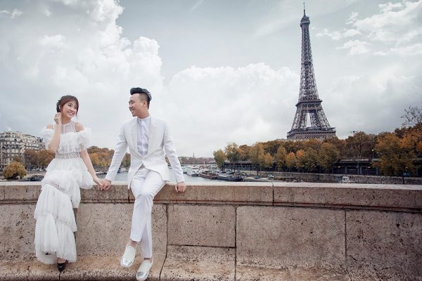 Khung ảnh cưới thơ mộng của Hari Won - Trấn Thành.