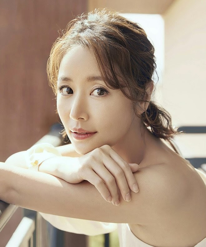 Lâm Tâm Như U50 da dẻ vẫn láng mịn như mới 20, hóa ra bí quyết là đây! Ảnh 4