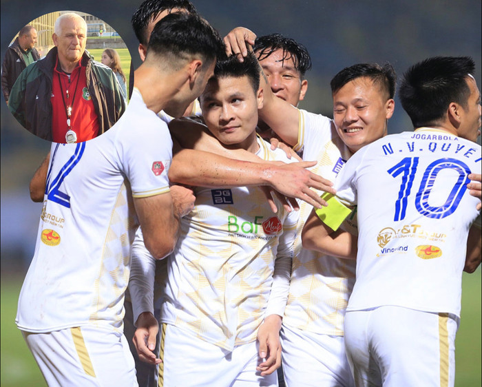 Liên quan đến chuyện đi - ở của Quang Hải, HLV Petrovic đã cho rằng tiền vệ số 19 thừa cân, rất khó để các đội bóng châu Âu chấp nhận. Ảnh: VPF