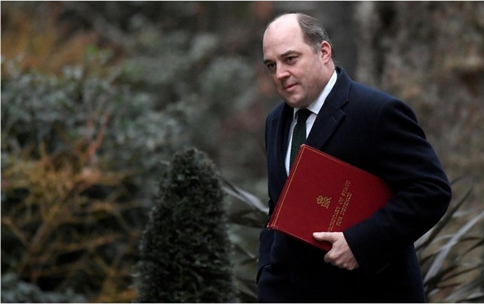 Mạo danh Thủ tướng Ukraine, gọi điện cho Bộ trưởng Quốc phòng Anh Ảnh 2